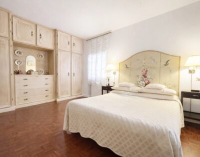 Villa Wanda in Tuscany by Zoom In Earth