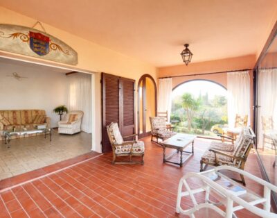 Villa Wanda in Tuscany by Zoom In Earth