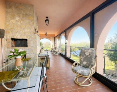 Villa Wanda in Tuscany by Zoom In Earth