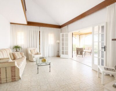 Villa Wanda in Tuscany by Zoom In Earth