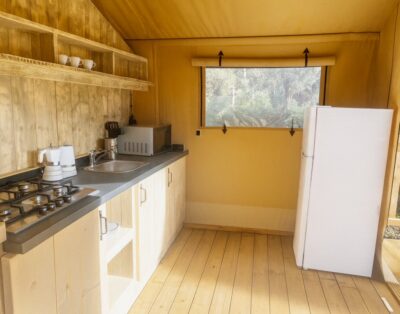 Glamping Tent for 5 People in Tuscany with Private Hot Tub
