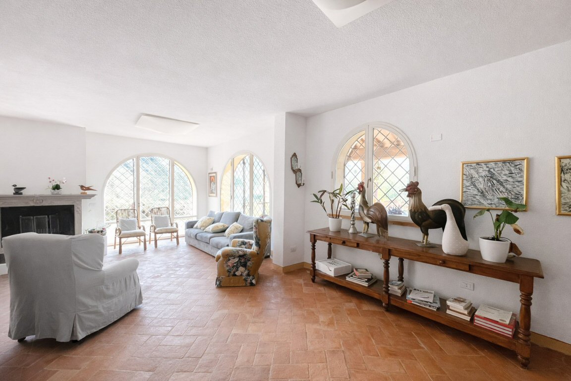 Villa Giusteschina by Zoom In Earth