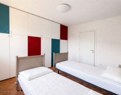 Villa Giusteschina by Zoom In Earth